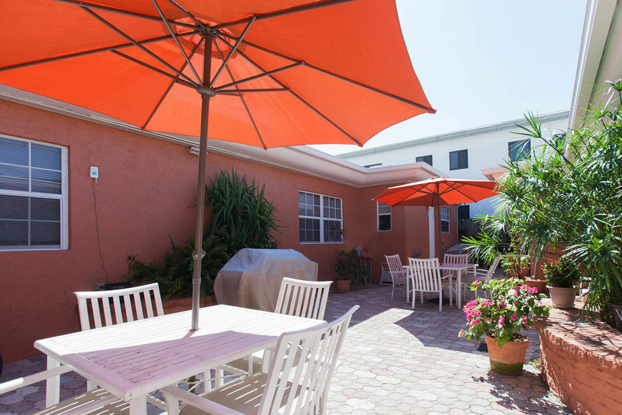 Hollywood Sunrise Hotel Exterior photo